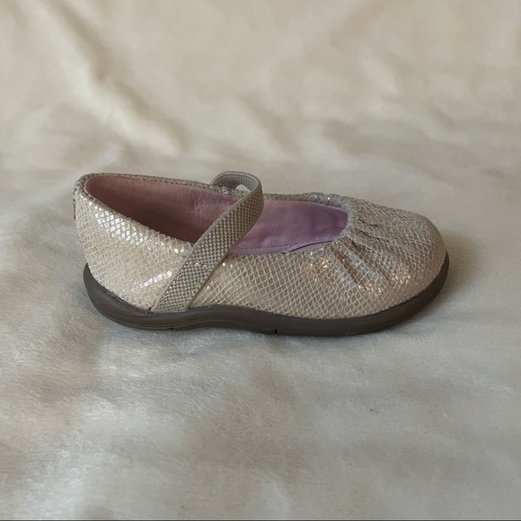 Stride Ride SRT Cassie Champagne Infant Shoes - Picture 6 of 9